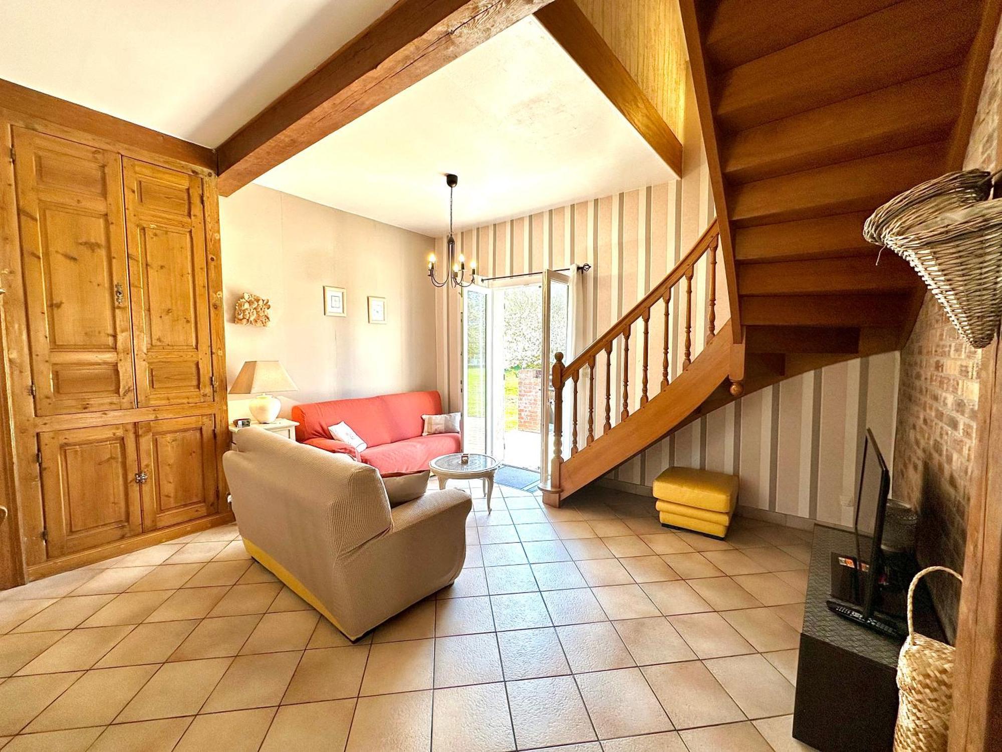 Le Gite D'En Bas Quesnoy-le-Montant Exterior photo